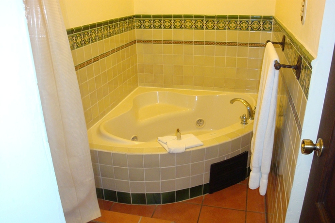 Imagen de la habitación del Hotel Meson Del Valle. Foto 2