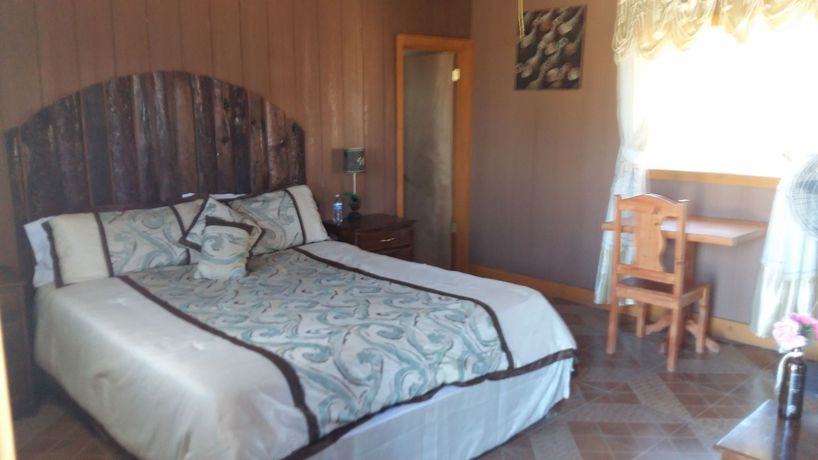 Imagen de la habitación del Hotel Meson Del Vino. Foto 10