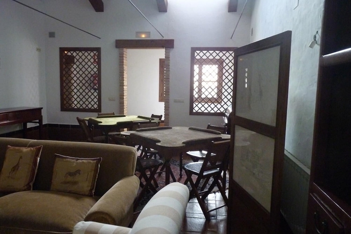 Imagen del bar/restaurante del Hotel Meson Don Quijote. Foto 9