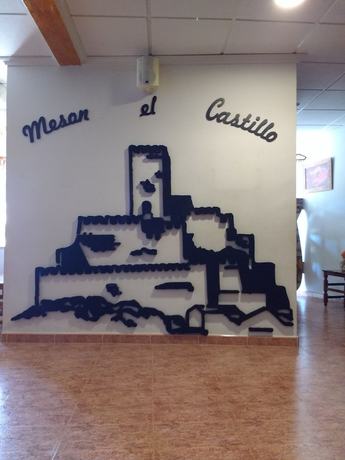 Imagen de los interiores del Hotel Meson El Castillo. Foto 17