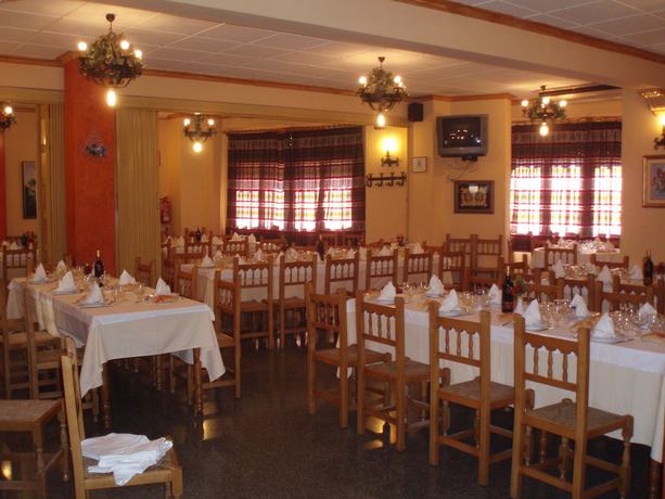 Imagen del bar/restaurante del Hotel Meson El Castillo. Foto 3