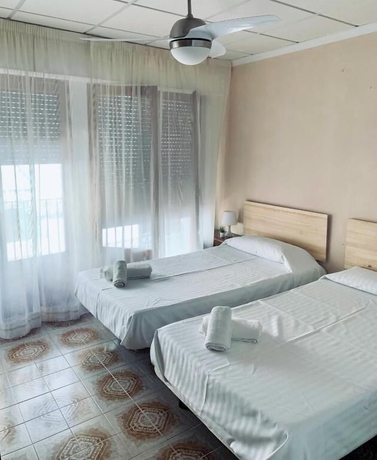 Imagen de la habitación del Hotel Meson El Kubano B and B. Foto 5