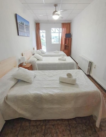 Imagen de la habitación del Hotel Meson El Kubano B and B. Foto 11