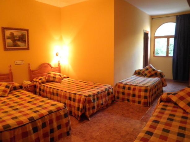 Imagen general del Hotel Meson Fuente del Pino. Foto 14