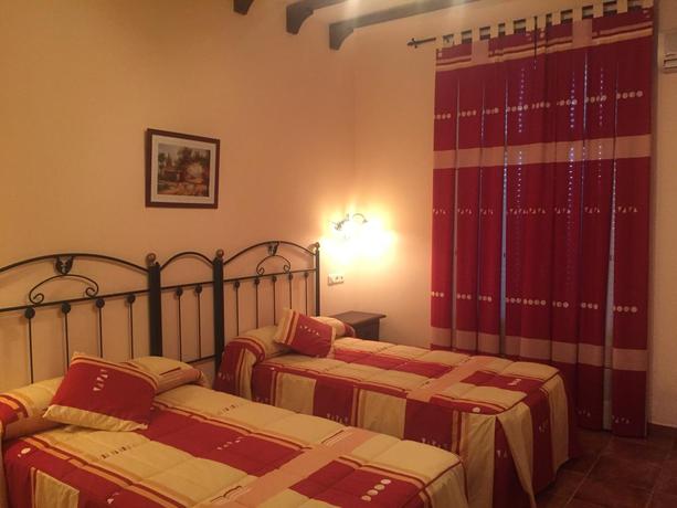 Imagen general del Hotel Meson Fuente del Pino. Foto 17