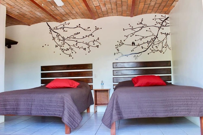Imagen de la habitación del Hotel Meson La Huerta. Foto 4