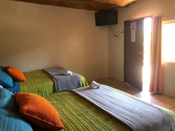 Imagen de la habitación del Hotel Meson La Huerta. Foto 10