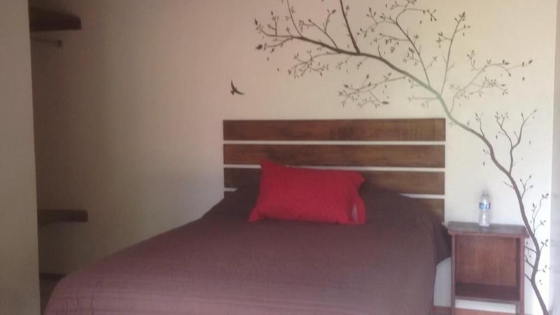 Imagen de la habitación del Hotel Meson La Huerta. Foto 13