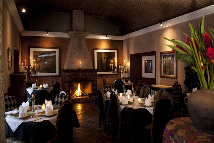 Imagen del bar/restaurante del Hotel Meson Panza Verde. Foto 3