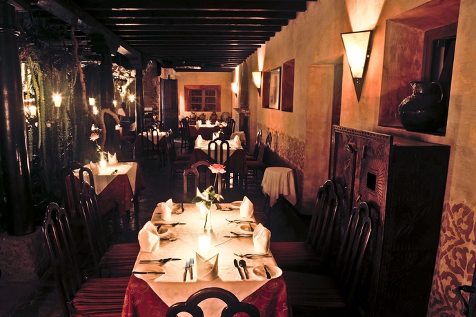 Imagen del bar/restaurante del Hotel Meson Panza Verde. Foto 4