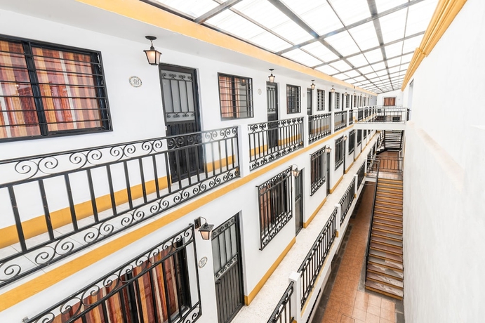 Imagen de los interiores del Hotel Meson de Carolina. Foto 18