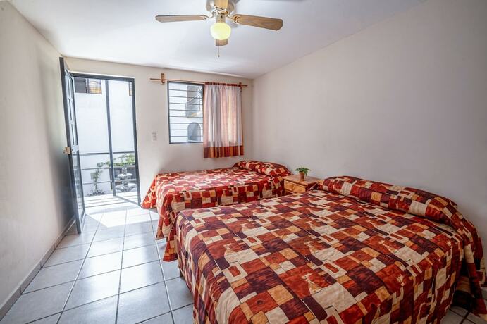 Imagen de la habitación del Hotel Meson de Isabel, Santiago de Queretaro. Foto 18