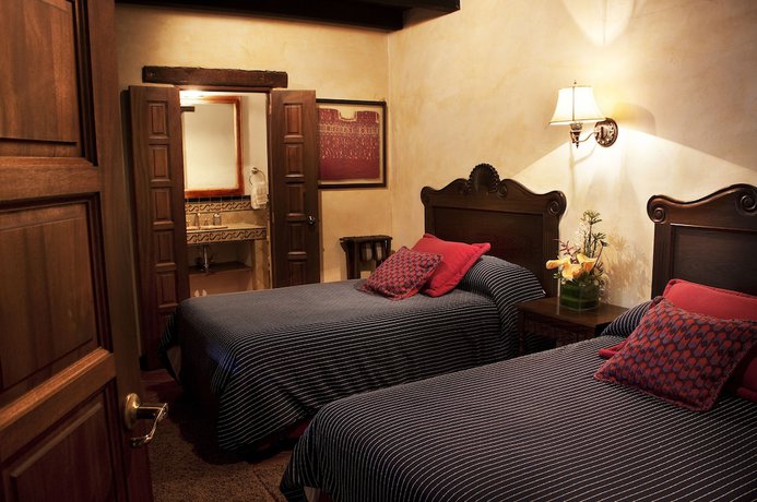 Imagen de la habitación del Hotel Meson de Maria. Foto 13