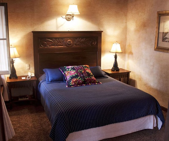 Imagen de la habitación del Hotel Meson de Maria. Foto 16