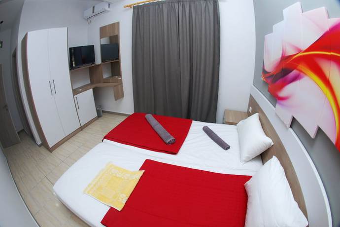 Imagen de la habitación del Hotel Mesopotami. Foto 10