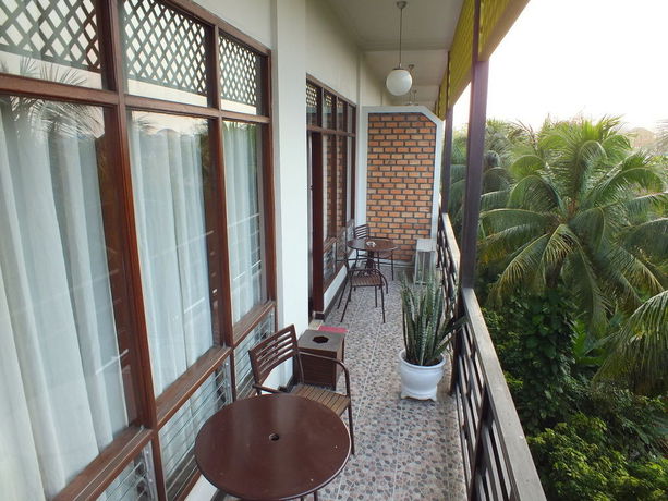 Imagen de los exteriores del Hotel Mesra Business And Resort. Foto 12
