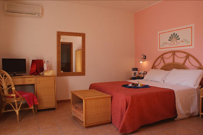 Imagen de la habitación del Hotel Messapia and Resort. Foto 5