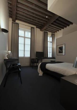 Imagen de la habitación del Hotel Messeyne. Foto 9