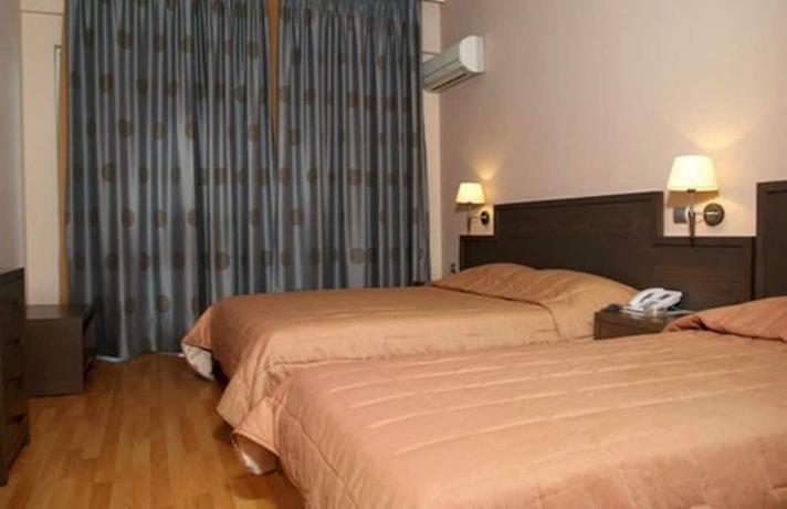 Imagen de la habitación del Hotel Messinian Bay. Foto 6