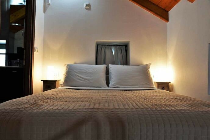 Imagen de la habitación del Hotel Messinian Horizons. Foto 18