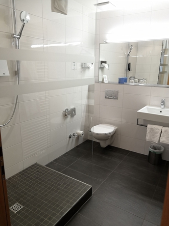 Imagen de la habitación del Hotel Messmer. Foto 7