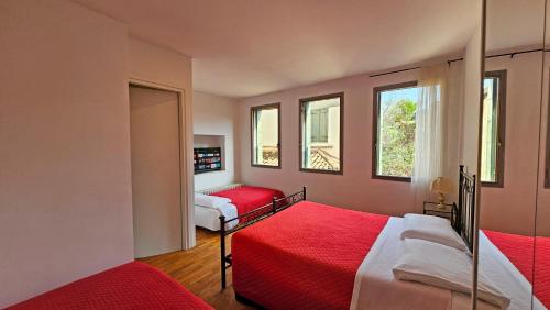Imagen de la habitación del Hotel Messner. Foto 11
