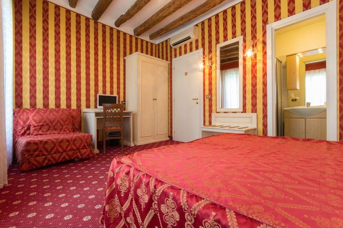 Imagen de la habitación del Hotel Messner Palace. Foto 7