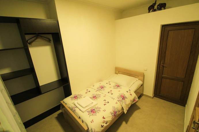 Imagen de la habitación del Hotel Mestia Level. Foto 19