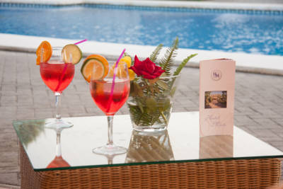 Imagen de los exteriores del Hotel Mesto. Foto 4