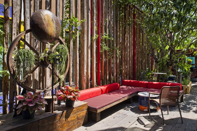 Imagen de los exteriores del Hotel Mestyle Place. Foto 5