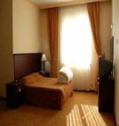 Imagen de la habitación del Hotel Met Gold. Foto 4