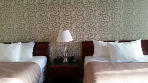 Imagen de la habitación del Hotel Met, New Westminster. Foto 5