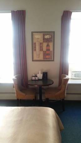 Imagen de la habitación del Hotel Met, New Westminster. Foto 8