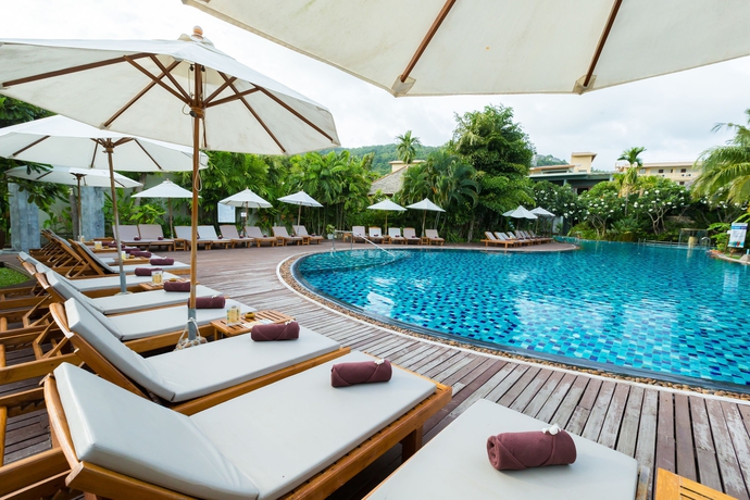 Imagen de la piscina del Hotel Metadee Concept. Foto 15