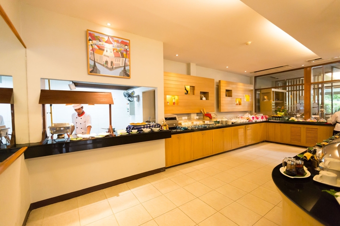 Imagen del bar/restaurante del Hotel Metadee Concept. Foto 7