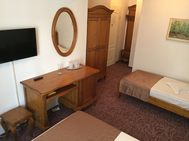 Imagen de la habitación del Hotel Meteor Cluj. Foto 11