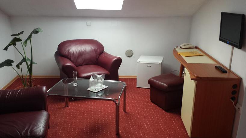 Imagen de los interiores del Hotel Meteor. Foto 18
