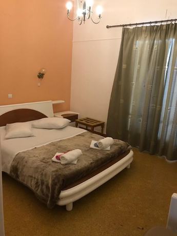 Imagen de la habitación del Hotel Methanion. Foto 11