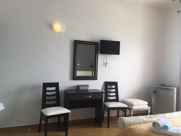 Imagen de la habitación del Hotel Methanion. Foto 13