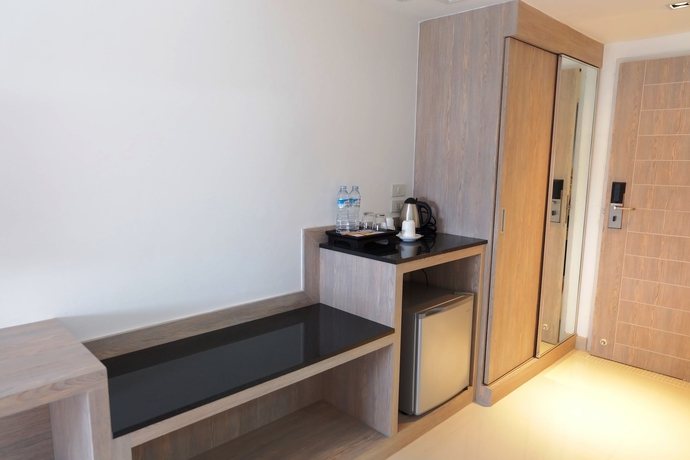 Imagen de la habitación del Hotel Methavalai Residence. Foto 13