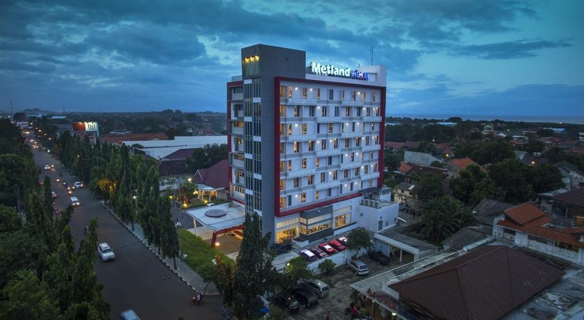 Imagen general del Hotel Metland Cirebon By Horison. Foto 8