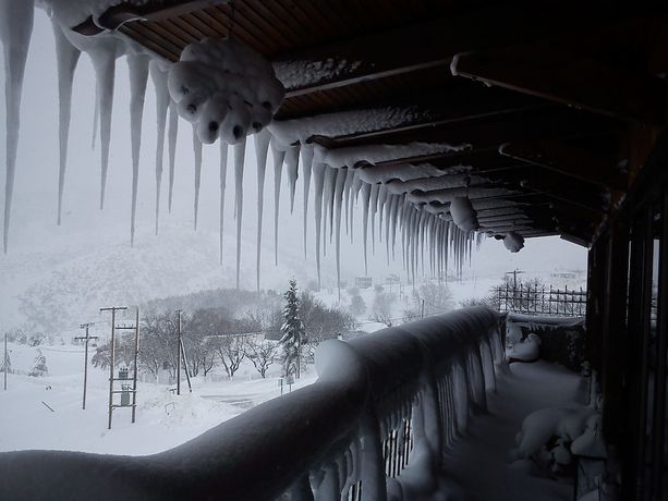 Imagen de los exteriores del Hotel Metoxi. Foto 16