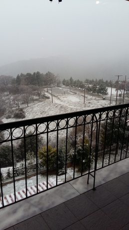 Imagen de los exteriores del Hotel Metoxi. Foto 20