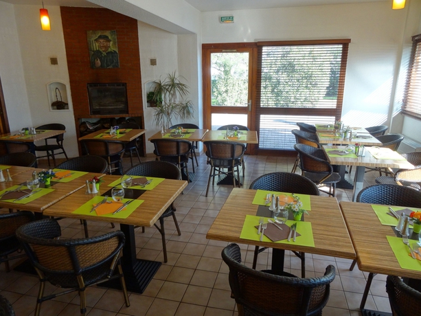 Imagen del bar/restaurante del Hotel Metrhotel Basso Cambo. Foto 3