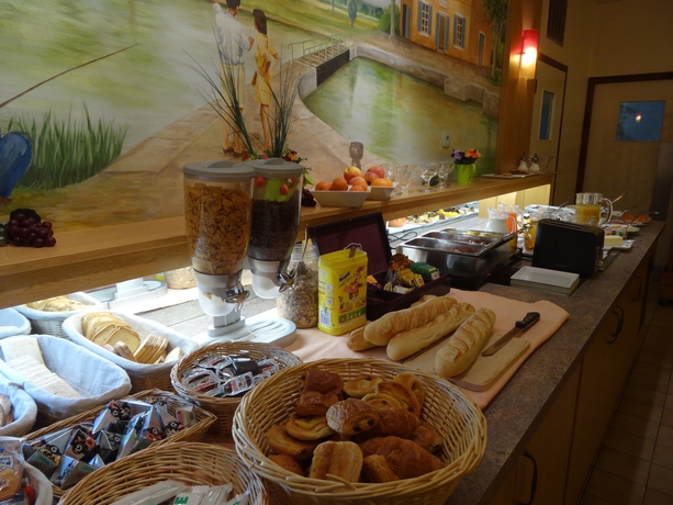 Imagen del bar/restaurante del Hotel Metrhotel Basso Cambo. Foto 5