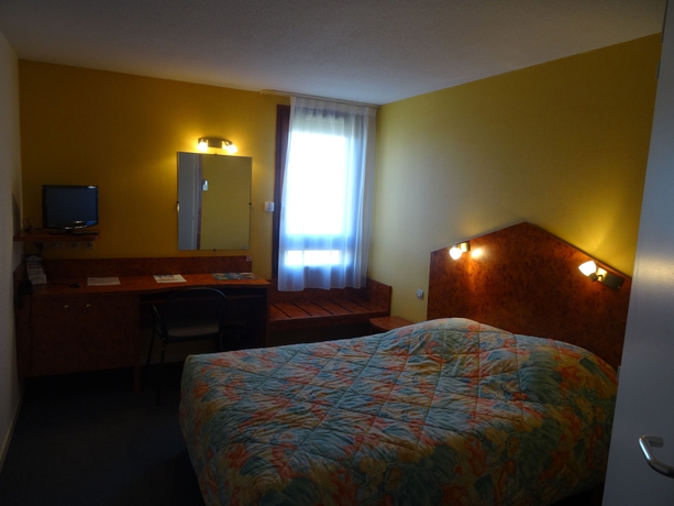 Imagen de la habitación del Hotel Metrhotel Basso Cambo. Foto 12