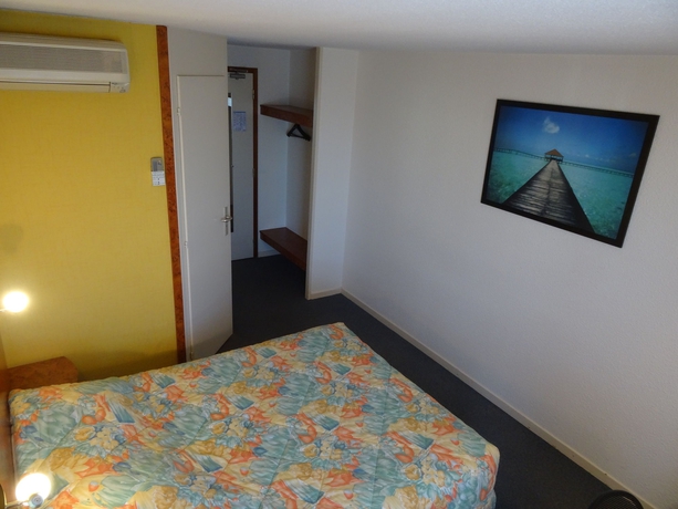 Imagen de la habitación del Hotel Metrhotel Basso Cambo. Foto 15