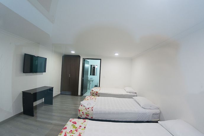Imagen de la habitación del Hotel Metro 26. Foto 9