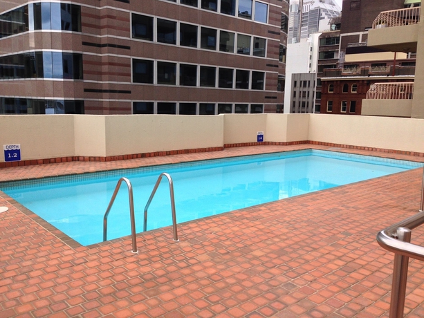 Imagen de la piscina del Hotel Metro Apartments On King Street. Foto 16