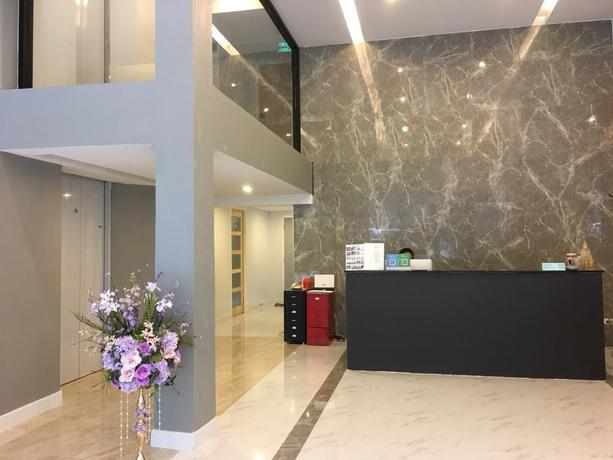 Imagen de los interiores del Hotel Metro, Bangkok. Foto 16